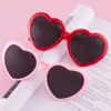 60PCS / DHL Occhiali per effetti speciali a forma di cuore Occhiali da sole unisex Novità Occhiali da amore Luce a cuore Look Belle luci notturne Regalo di San Valentino H12DU4E