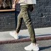 Kuegou Bomull Spanex Spring Mäns Casual Byxor Militär Fashion Slim Jogger Byxor Flera Fickor Safari Plus Storlek KK-2918 210723