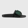 Designer Män Dam Sandaler med Korrekt Flower Box Dammpåse Skor ormtryck Slide Sommar Bred Platta Sandaler Tofflor