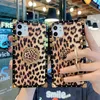 10PC / Modell Kickstand Phone Fodral Top Silicone Leopard för iPhone 12 12Pro Max 11 XR XS Samsung Not10 S10 LG Stylo 5 TPU + PC med Oppbags