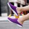 Moda NUEVO Slip On Half Shoes para Women 2020 Mujeres ligeras transpirables Flats Chaussure Zapatillas de Mujer Deportiva Y0907