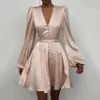 Printemps mode 2021 femmes élégantes Satin solide à manches longues robe bouton une ligne Mini robe décontracté ample col en v robe de soirée Vestido Y0603