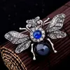 Szpilki, broszki Moda Biżuteria Żywica Rhinestone Bee Broszka Alloy Vintage Insect dla kobiet