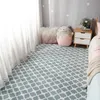 子供のための女の子の寝室のカーペットのためのモダンな格子リビングルーム大きい敷物装飾ティーンエイジャーのグリーンブルーピンクキッズマット床の上の床の上のピンクのマット211204
