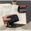 Кожаный короткий кошелек, модный кошелек для леди, высокое качество, блестящий держатель для карт, кошелек для монет, женский классический карман на молнии 242 г