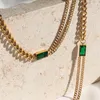 Nicht verblassender Edelstahl mit 18 Karat vergoldetem Vintage-Smaragd-CZ-Charm, kreative asymmetrische kubanische Kette, Chokerhalsketten für Frauen H1125