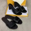 Zapatillas de diseñador para mujer, sandalias de lujo, chanclas planas, zapatillas negras, blancas y amarillas, zapatos de playa de verano con caja NO315