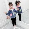 Kapüşonlu Kot Ceket Genç Kızlar Için Bahar Güz Çocuk Mektup Baskı Denim Ceketler Pamuk Giyim Spor Pockets ile Tops 210622