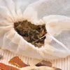 100 peças saco de gaze coador de chá sacos reutilizáveis infusor de café algodão musselina sacos com cordão malha cozinha escritório travel6046845
