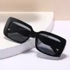 선글라스 디자이너 패션 스퀘어 프레임 레트로 숙녀 성격 남성 금속 장식 안경 UV400