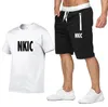 Summer Mash Men's 2-częściowy zestaw ścieżek NKIC Casual krótkie rękawy wydruku 100% bawełniany biały czarny koszulka+spodnie Suits