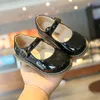 Toddlers Girls Leather Shoes PU Patent Children's Flats For Little Medium Girls Kids Black Party Shoes For Wedding Performance 210306
