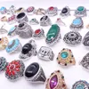 الجملة 50pcs / lot خواتم نسائية ريترو العتيقة الفضة حجر حجر الراين مجوهرات خمر RING مزيج أنماط العلامة التجارية الجديدة انخفاض الشحن مع مربع