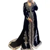 Vintage Moroccan Caftan Dubai Abaya Evening Dresses Long Sleeves Arabic Navy Blue Velvet Full Length Formal Occasion Gowns Golden Appliques Prom Dress 2022