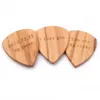 هدية جديدة التفاف الغيتار يختار خشبية اختيار مربع حامل جامع مع 3 قطع الوسيط الخشب الملحقات أجزاء أداة الهدايا الموسيقى EWD7548