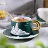 Fincan tabakları kabartma manzarası pocelain kahve çay fincanı ve tabağı yaratıcı set hediye kutusu benzersiz doğum günü düğün çift kupa gif275e