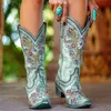 الأحذية النسائية التطريز الغربية كورال كاوبوي الأزهار واسعة العجل خمر الانزلاق على