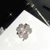 Hot Brand Pure 925 Sterling Silverörhängen 3 Leaf Clover Flower Full Diamond Stud White Gold 925