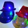 Vuxna kvinnor män Fedora LED Blinkande Sequins Light Up Jazz Cap Hip Hop Hat Party Födelsedag Hattar Cap Christmas Wedding