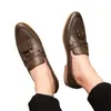 Loafer vestido sapatos masculinos deslizamento em condução mocassins sapatos de couro confortáveis ​​para homens outdoor moda homem casual festa clube