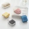 Pet Toilettage Douche Pinceau Peigne Bain Bain Massage Forme Main Forme Manche Bleu Pierre Animaux Nettoyage Nettoyage des brosses en plastique WY1333