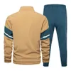 Colorblock Men Zestaw mody Tracksuit Autumn Winter Men Zestaw sportowy Męskie spodnie bluzy