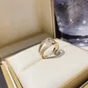 Designer Ring Heren Bandringen 2021 Luxe sieraden Vrouwen Titanium staallegering Gold-vergulde Craft Gold Silver Rose vervaagt nooit niet alle253U