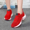 2022 Casual Plus Size Damesschoenen Koreaanse Student Kussen Zacht Bodem Ademend Casual Running Shos Flying Geweven Sportschoen Dames M2032