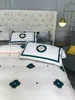 Conjuntos de cama Confortador Duvet Cove Flower Pringting Algodão Luxo 4 pcs Soft Bedclothes 2 pcs travesseiro Casos Branco