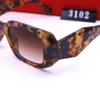 New ladies sunglasses box high quality outdoor avant-garde fashion catwalk style wholesale styles glasses with frame and box