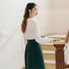 تنورة ربيع المرأة وأعلى مجموعات كاملة الأكمام قميص أبيض بلوزة 2 قطعة دعوى الأخضر منتصف العجل 210603