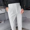 Ontwerp Mannen Hoge Taille Broek Effen Engeland Business Casual Pak Broek Riem Rechte Slim Fit Bodems Witte Kleding 220217