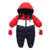 Iyeal Nouveau-né Baby Snowsuit Enfants Manteau d'hiver bébé Doublure chaude Capuchon à glissière Combinaison Garçons Garçons Débutant Down Outwear Vélo 210226