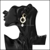 スタッドイヤリングジュエリーヤモグ非対称C字型サークル女性バロック模倣真珠耳ドロップヨーロッパの国立風銅ビジネスパーティー
