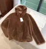 Flanellfell-Teddy-Kapuzenpullover für Damen, warme, weiche Strickjacke mit Reißverschluss, Buchstaben-Design, Fleecemantel aus australischer Wolle