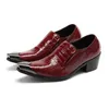 وأشار تو اللباس الرسمي مكتب رجل أحذية عالية الكعب جلد طبيعي أحذية الزفاف الرجال رئيس المعادن رئيس أكسفورد zapatos hombre 2022