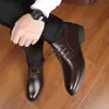 2021 Scarpe da uomo in pelle Oxford di grandi dimensioni messaggio scarpe da lavoro per il tempo libero abito derby marrone punta tonda mens basic party flat