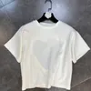 Deat Kadın T-Shirt Düz Renk Yuvarlak Boyun Kalp Tasarımı Kısa Kol Moda İlkbahar Yaz Bayanlar T-Shirt HR326 210709