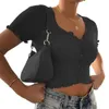 Camiseta de mujer 2022 Venta de verano Mujeres sexy con cuello en V Manga corta Volantes Clubwear Botones Bodycon Tops cortos sólidos