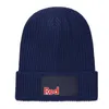 Fashion Red logo Sport Bone Design Inverno Cappelli per gli uomini Donne Donne Cappello in lana a maglia Berretto in lana Maglia Berretto Berretto Berretto Gorros Touca Addensare Cappuccio caldo