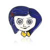 Pins, Broches Coraline A Porta Secreta Broche Raincoat Amarelo Menina Dos Desenhos Animados Esmalte Para As Mulheres Crianças Colar Coat Jóias Halloween