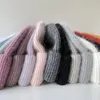 Berets angora haar gebreide hoed dames warme en modieuze herfst winter pure kleur Koreaanse wollen pullover voor mannen