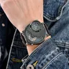Oulm 9591 Sport Men Quartz Watch Two Time Zone Classic Mäns Armbandsur Casual Leather Rem Male Clock Reloj Hombre G1022