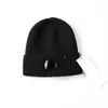 Storbritanniens designer One Lens Goggles Beanie Men Sticked Hat Skull Caps Outdoor Bonnet Women Winter Beanie Black Grey Le Chapeau