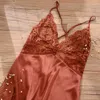 Sommar Sexig Nattklänning Nightgown Women's Underkläder Backless Lace V-Neck Nightwear Satin Nightdress med Pad HomeWear