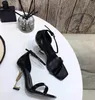 2022 Scarpe eleganti da donna di design di lusso Scarpe OPYUM Tacchi alti in vera pelle con cinturino alla caviglia regolabile in metallo Moda casual Alta qualità Con taglia 35-40