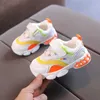 Scarpe da bambina per bambina Scarpe da ginnastica traspiranti per bambini Scarpe causali per ragazze Sneakers Scarpe da corsa comfort per la scuola autunnale per bambini G1025