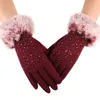 Fünf Fingern Handschuhe Frauen Winterspitze Warme drei Rippen Niedliche Bärhandschuhe Outdoor doppelt dicker Plüsch Handgelenk Touchscreen fahren