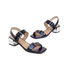 メチナの女性の靴スネークプリントミッドヒールサンダルスクエアトゥイン厚いかかとバックルレディースフットウェア夏のサンダルブラックサイズ33-46 210608