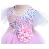 Pailletten Baby Mädchen Kuchen Kleid Blume Bunte Tiered Gaze Flare Ärmel Prinzessin für Hochzeit Party Kinder Kleidung 1-6Y D0097 210610